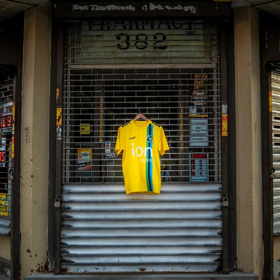Cosmos Third kit